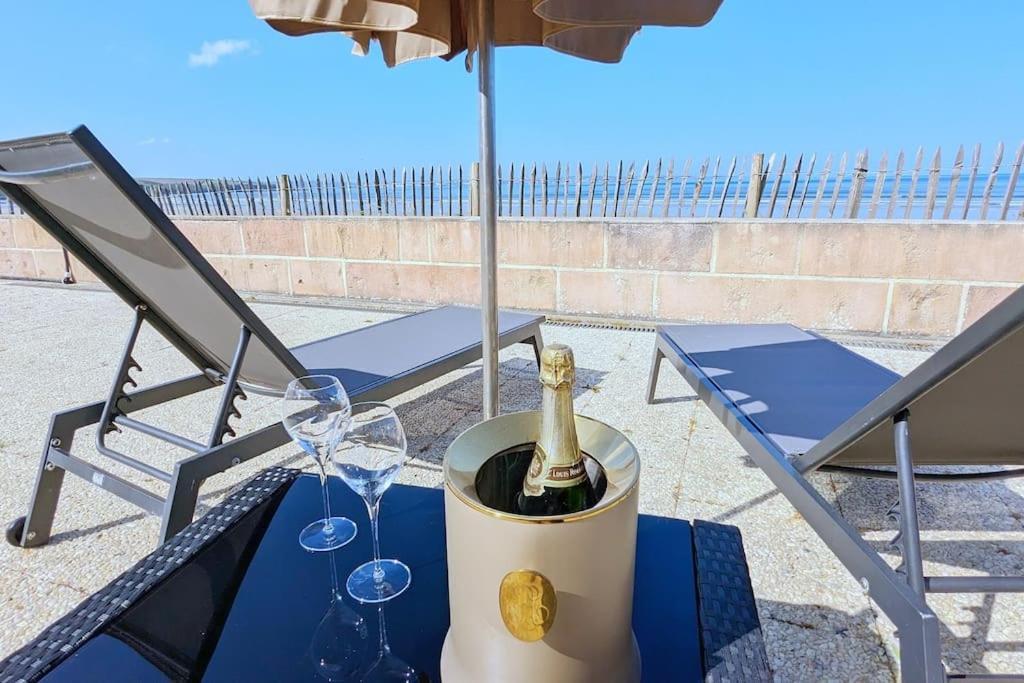 Appartement Pour 3 Personnes Sur La Plage Les Pieds Dans Leau Плоневе-Порзэ Экстерьер фото