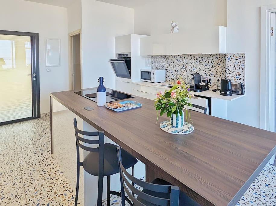Appartement Pour 3 Personnes Sur La Plage Les Pieds Dans Leau Плоневе-Порзэ Экстерьер фото